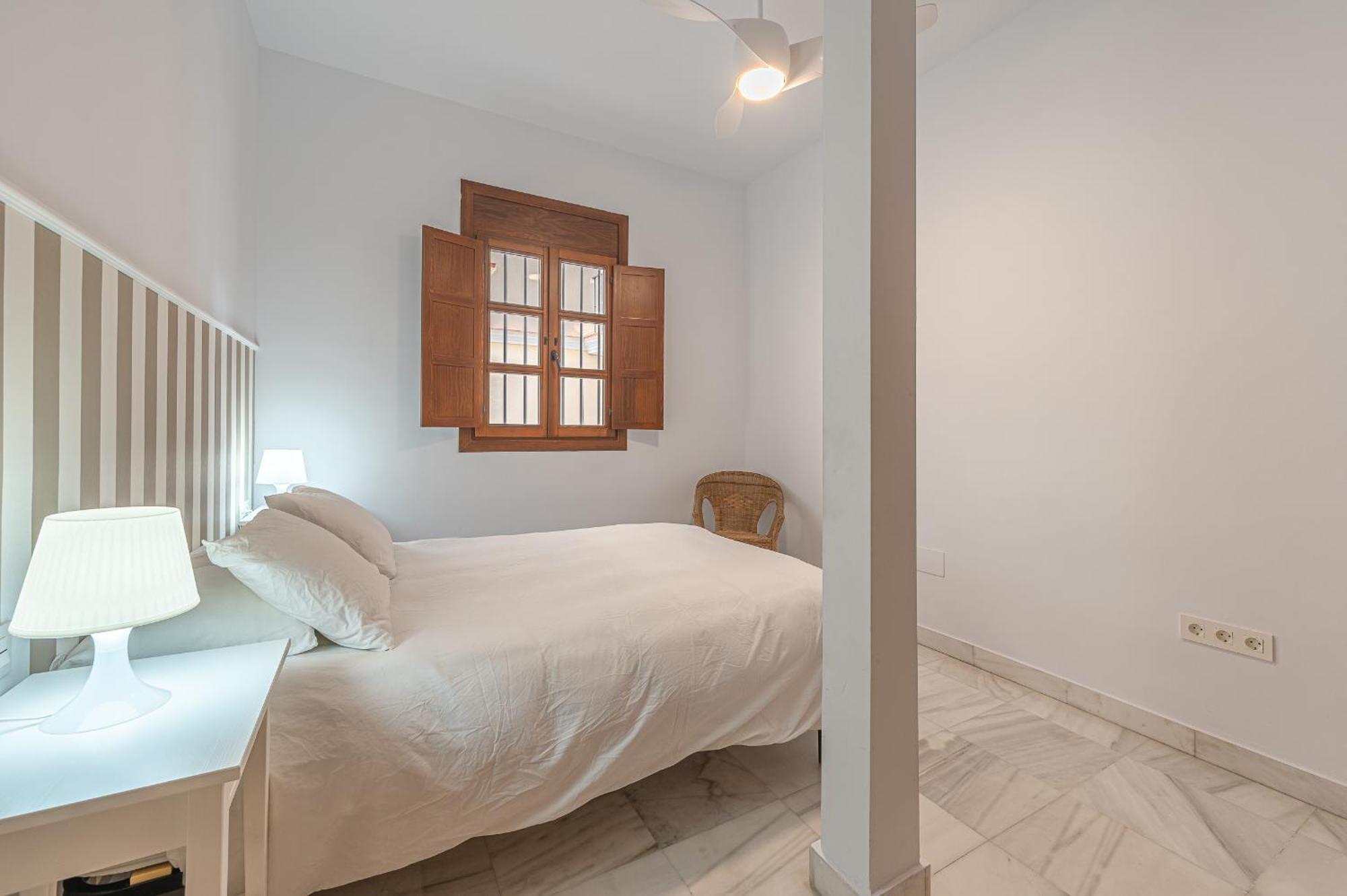 Dona Elvira Carreteria Apartment Malaga Ngoại thất bức ảnh